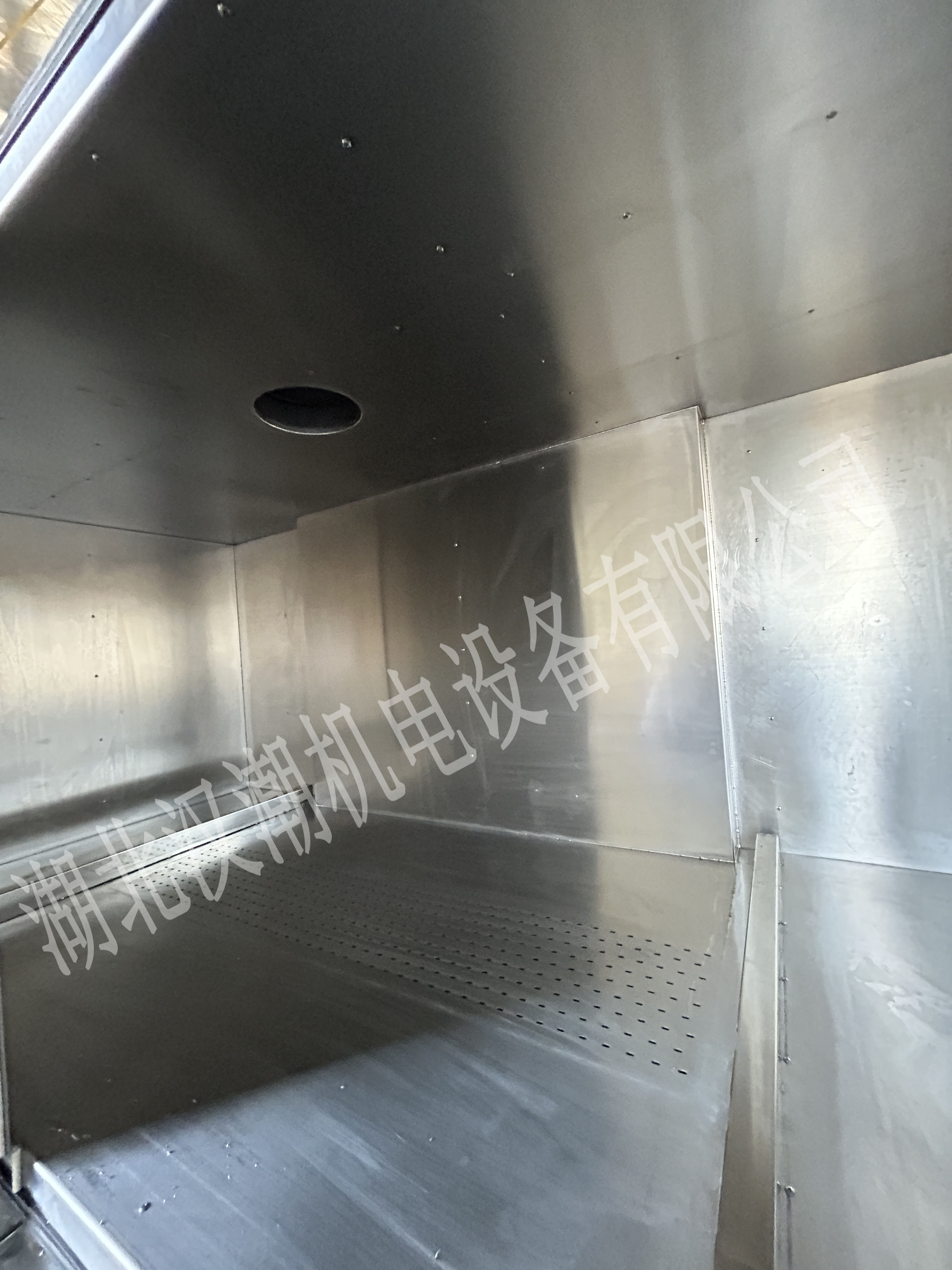 側(cè)拉門(mén)烘干箱(圖4)